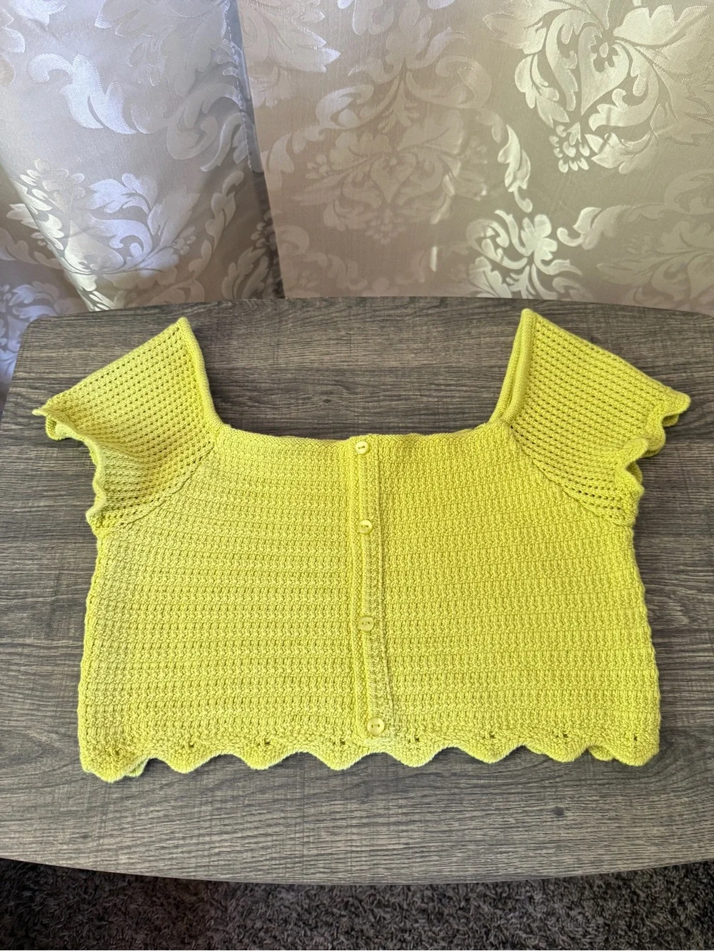 Yellow ZARA Cropped Knit Button-Front Top/E148